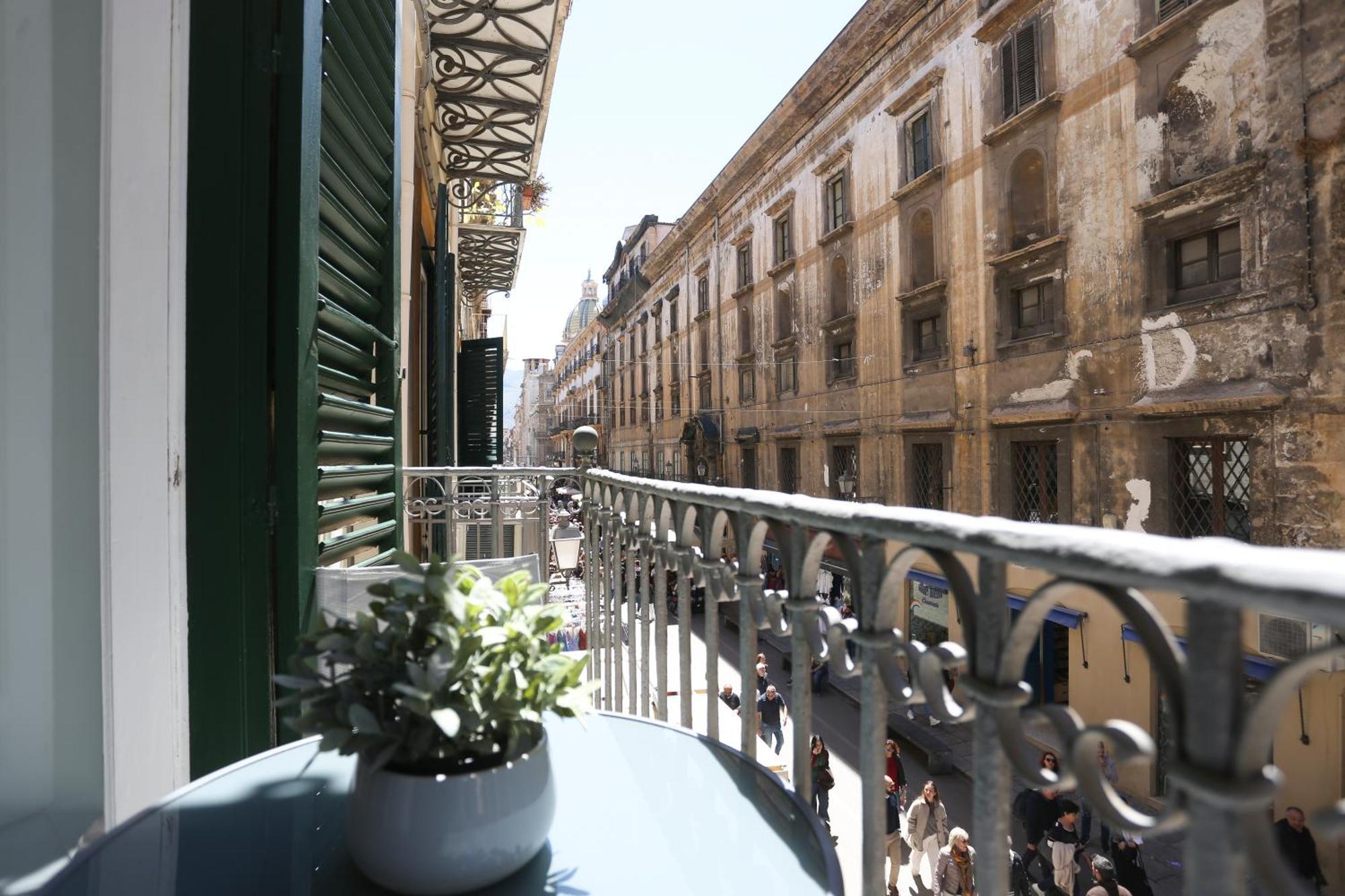 Maqueda View Appartement Palermo Buitenkant foto