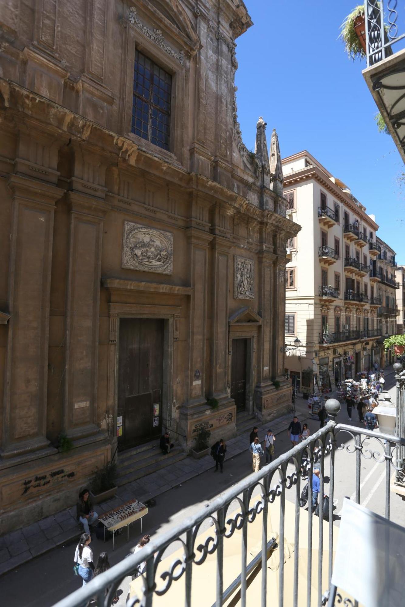Maqueda View Appartement Palermo Buitenkant foto